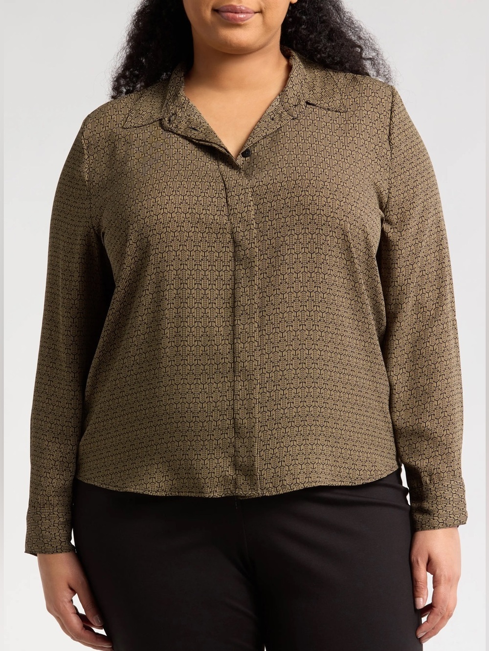 Nordstrom Rack Long Sleeve Crepe Button-Up Shirt Olive Geo Print Blouse 3X NWT
